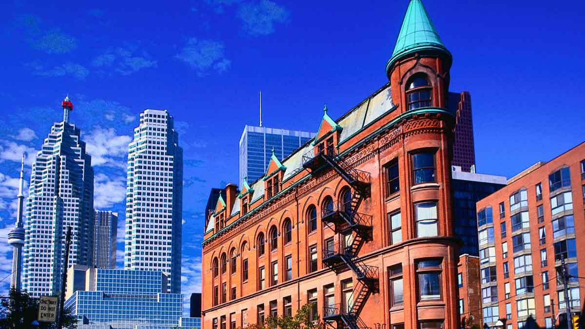 Ontario calls Managers and Healthcare professionals for Canada PR