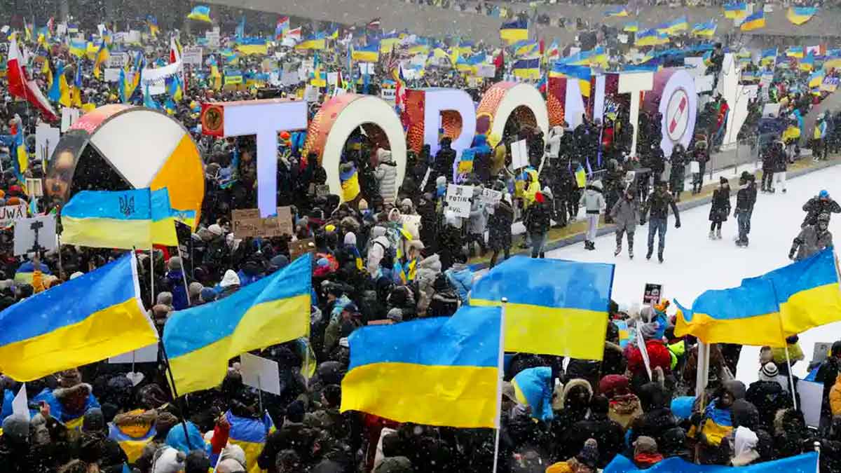 Canada Welcomes Unlimited Number Of Ukrainians Fleeing War
